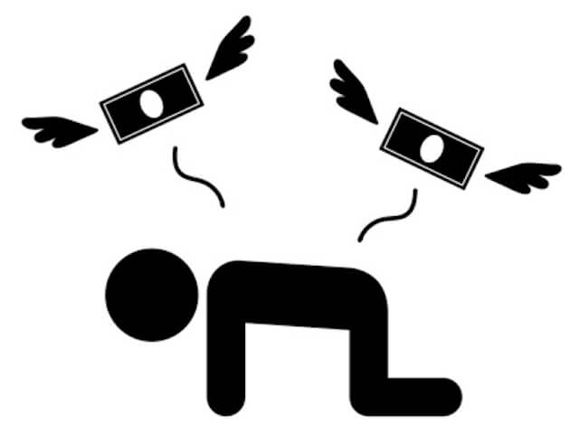 お金がなくなる画像