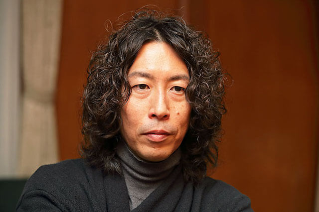 ロイヤルファミリー作者