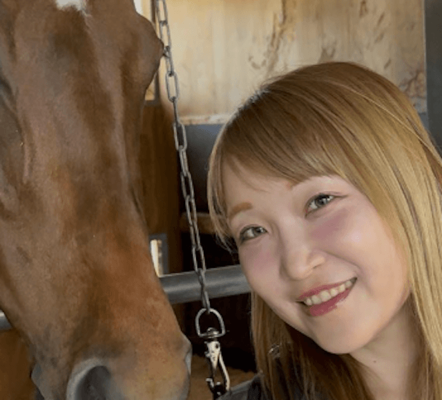 赤城真理子記者の顔